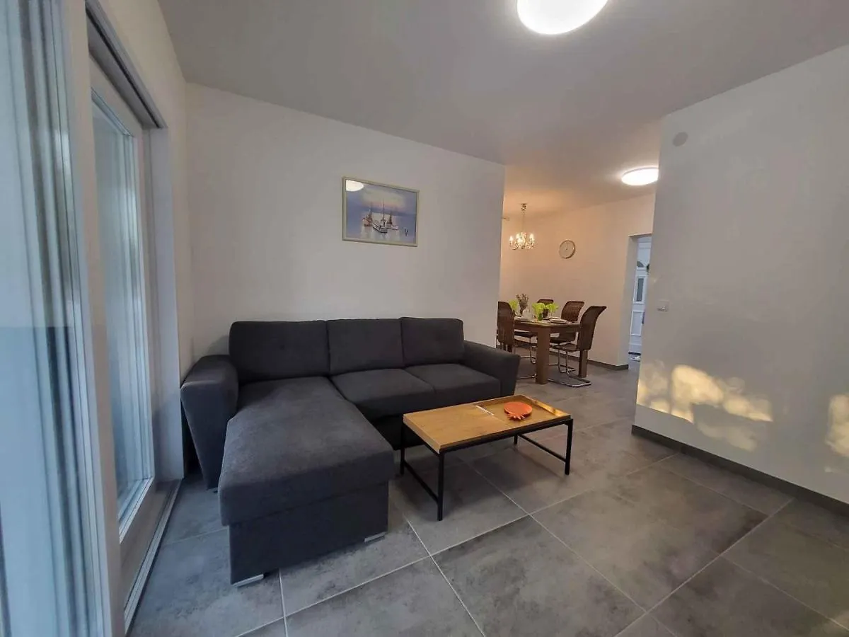 Holiday Home In Malinska - Insel Krk 43320